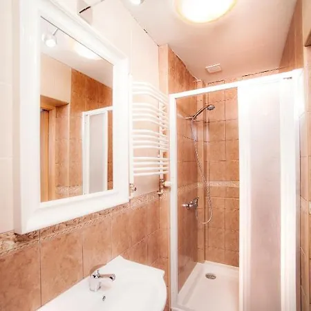 Dobranoc - Wawer * وارسو